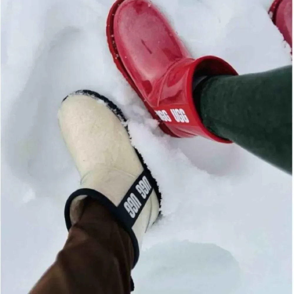 🎉Final Deal🎉UGG Kids Cream Boots